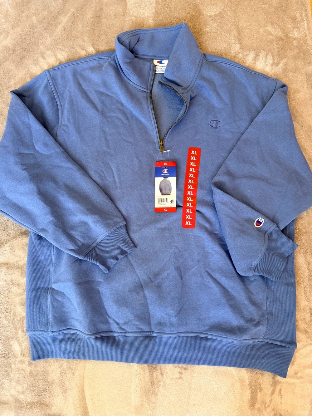 Champion Pullover